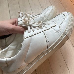 Common project woman bball low flats - in good condition